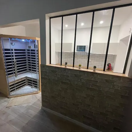 Διαμέρισμα Sauna & Cinema 2p Proche *